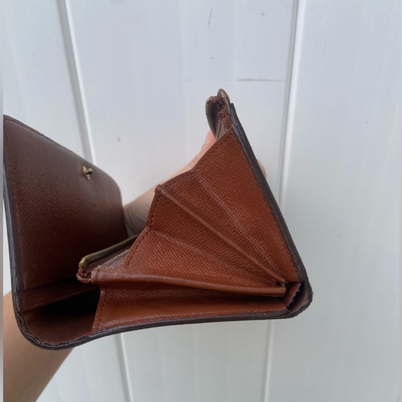 Authentic Louis Vuitton Porte-Monnaie Tresor Wallet - Picture 6 of 11